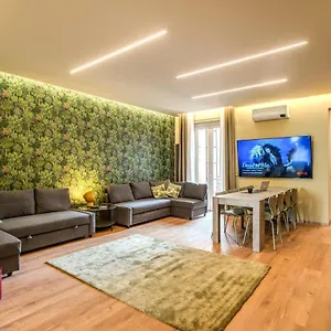 https://cinque-terre-euphoria-apartment.hotelitalianriviera.com